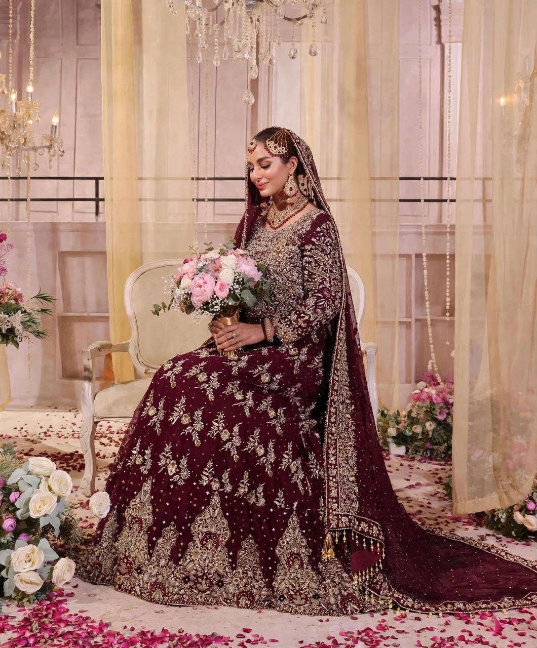 Pure Khaddi Spunch Booti Bridal Lengha Choli - Image 2