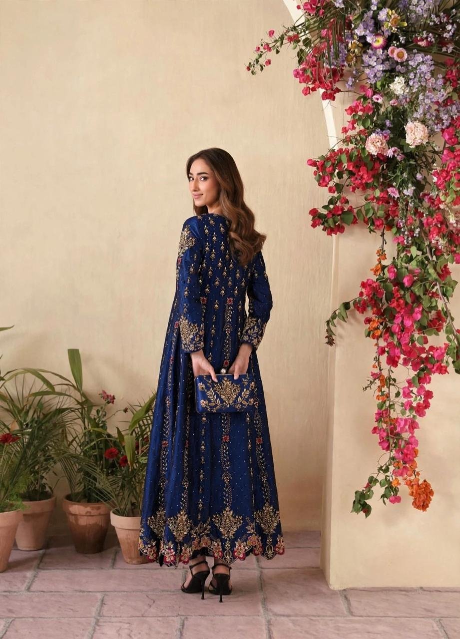 Pure Sheesha Silk Maxi with Clutch and Chan Booti Dupatta - Image 3